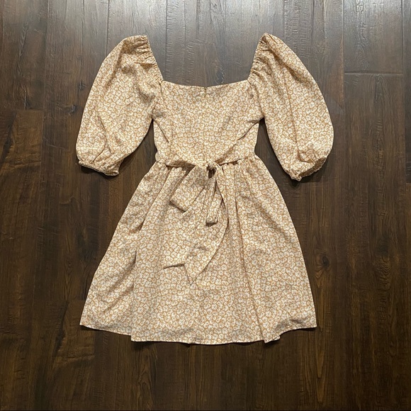 ⛔️SOLD⛔️Puff sleeve square neck mini dress - Picture 4 of 5